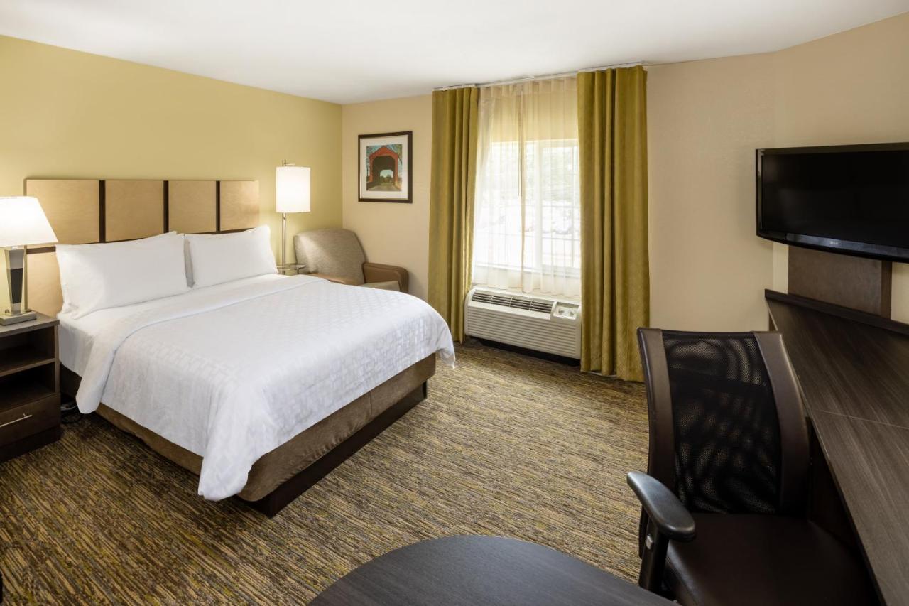 Candlewood Suites Windsor Locks By Ihg Esterno foto